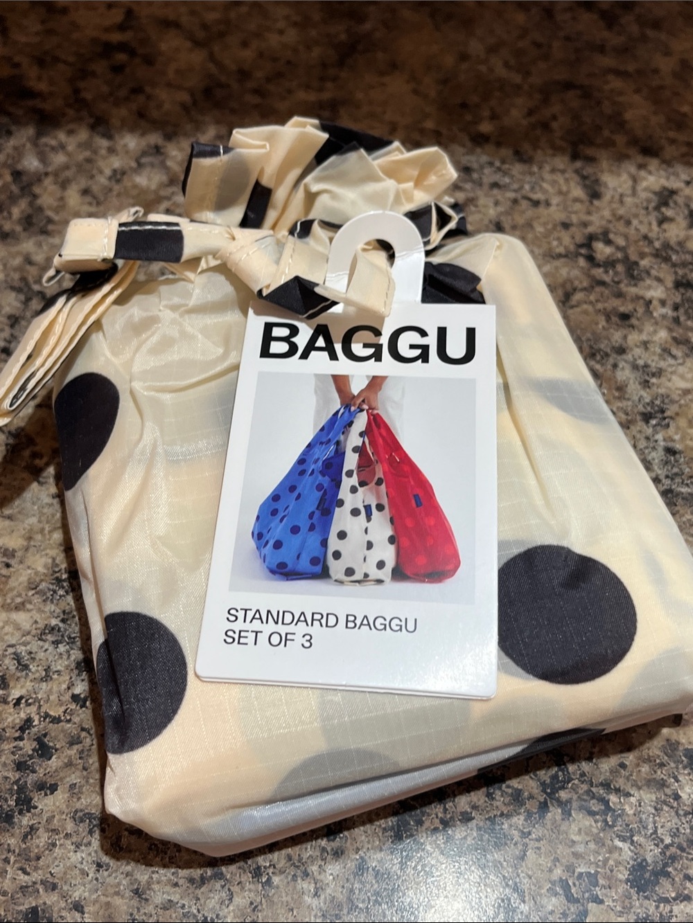 BAGGU Standard Three Bag Set In Polka Dot Mix - Picture 5 of 7